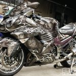 1202-8l-02+mob-scene-average-time-and-cost-of-airbrushing+custom-painted-motorcycle
